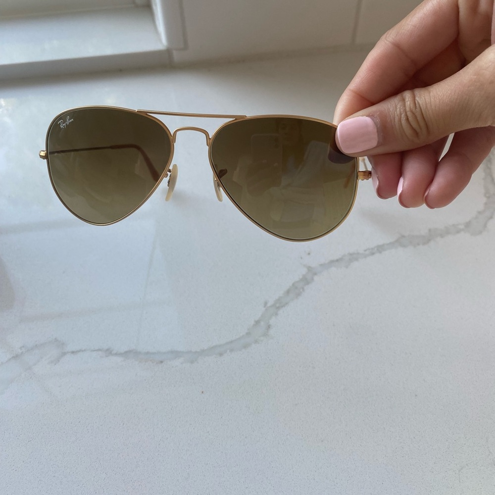 Ray-Ban Aviators - Picture 2 of 8